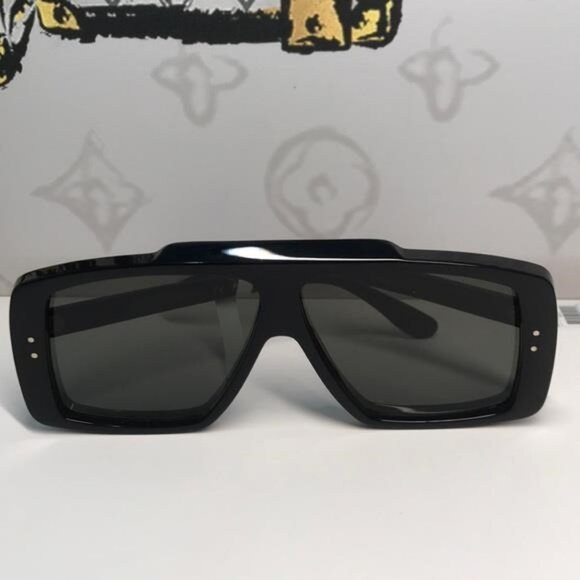 New Authentic Black Rectangular Sunglasses GG1369S 001 - Picture 1 of 10
